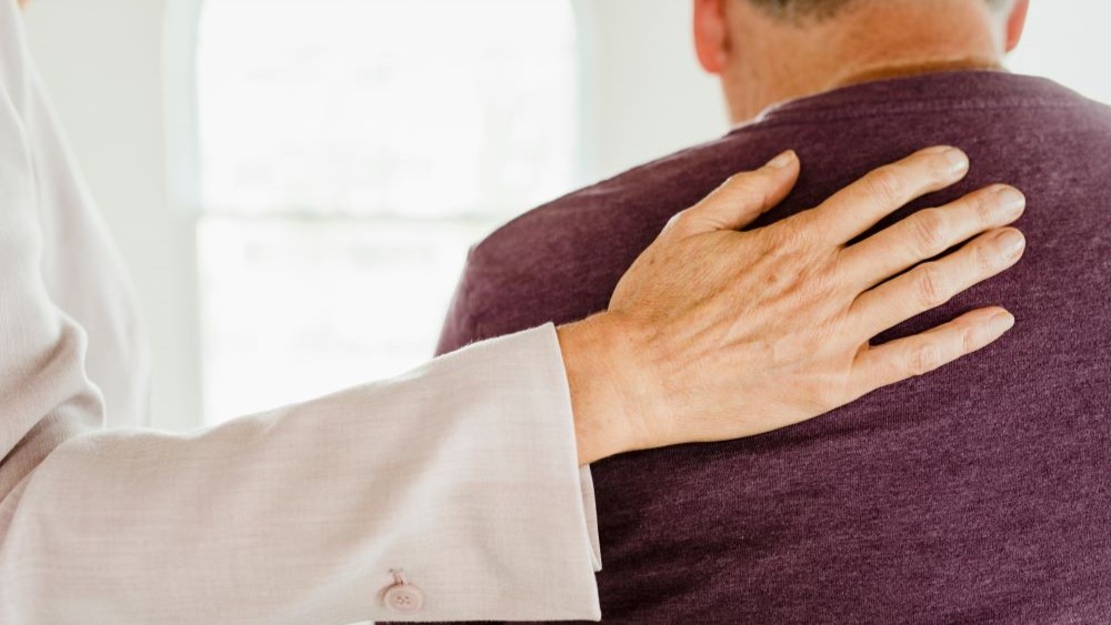 Billede til den relaterede nyhed 4 råd: Sådan gør du en forskel for kolleger, der er pårørende