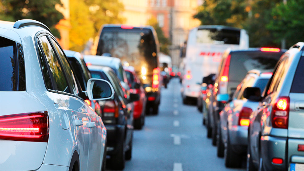 Billede til nyheden Kørselsfradraget hæves på grund af de høje benzinpriser